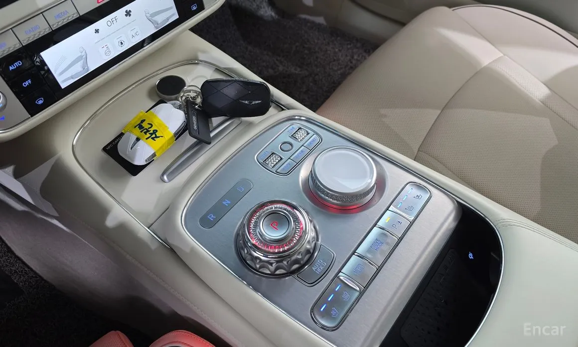 Фото 9 - Genesis G90