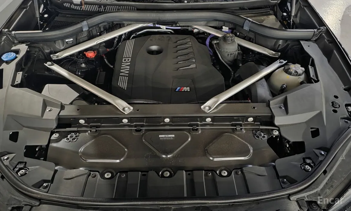 Фото 16 - BMW X6