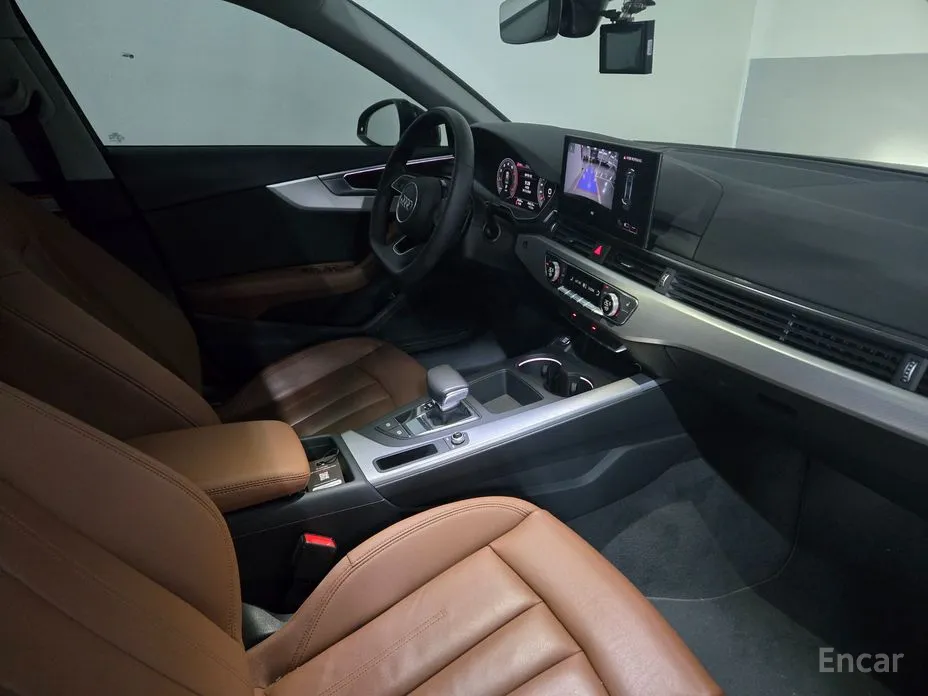 Фото 10 - Audi A4