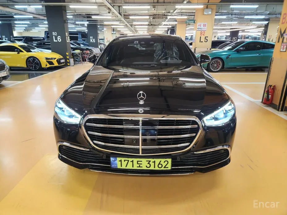 Фото 1 - Mercedes-Benz S-Class