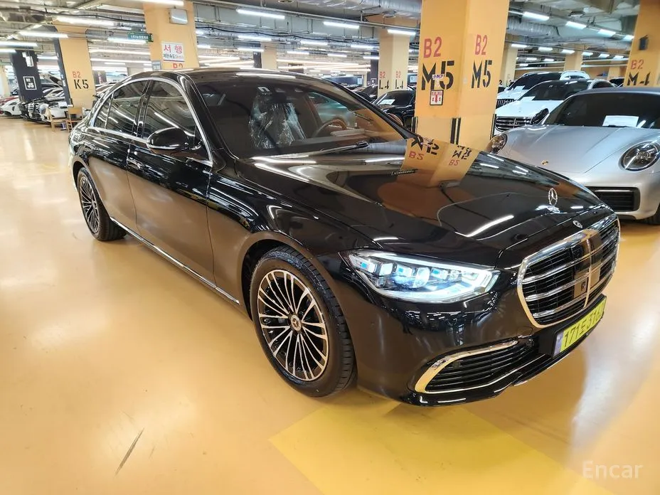 Фото 3 - Mercedes-Benz S-Class