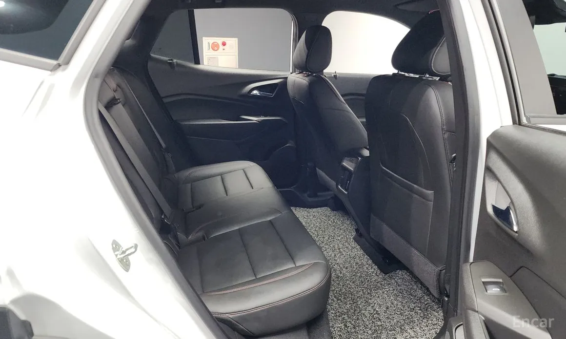 Фото 12 - Chevrolet Trax