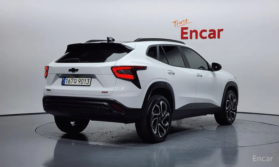 Фото 2 - Chevrolet Trax