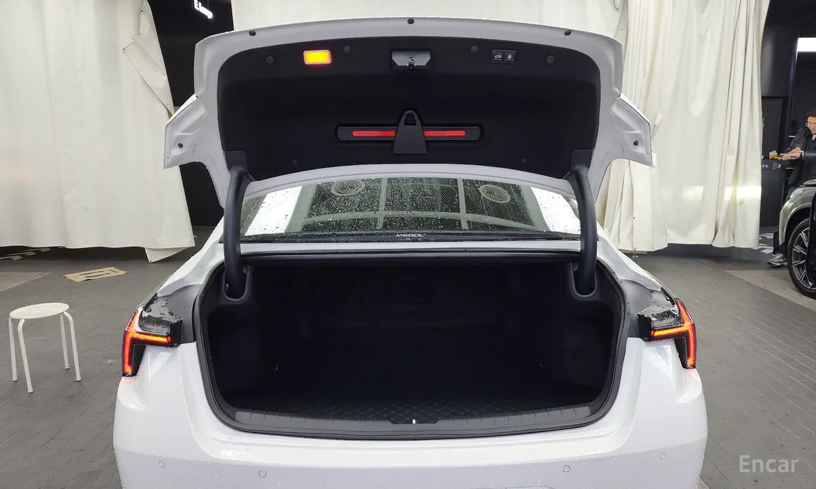 Фото 20 - Kia K8