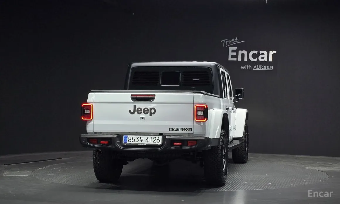 Фото 4 - Jeep Gladiator