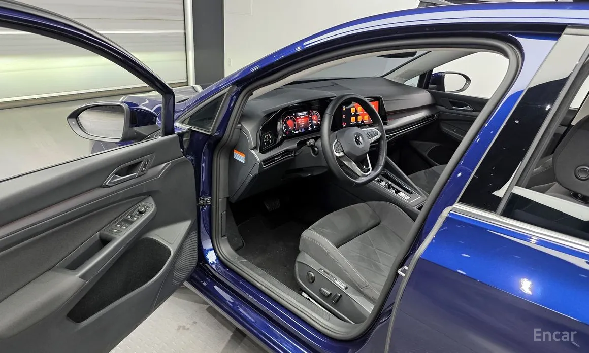 Фото 10 - Volkswagen Golf