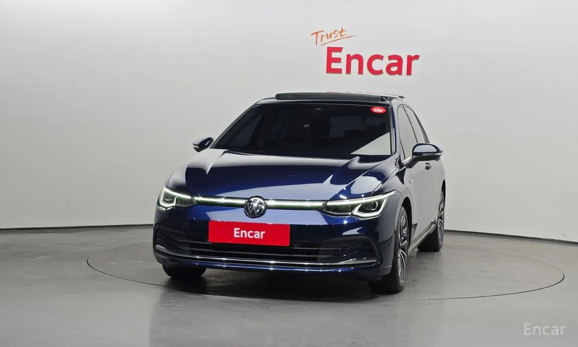 Фото 3 - Volkswagen Golf