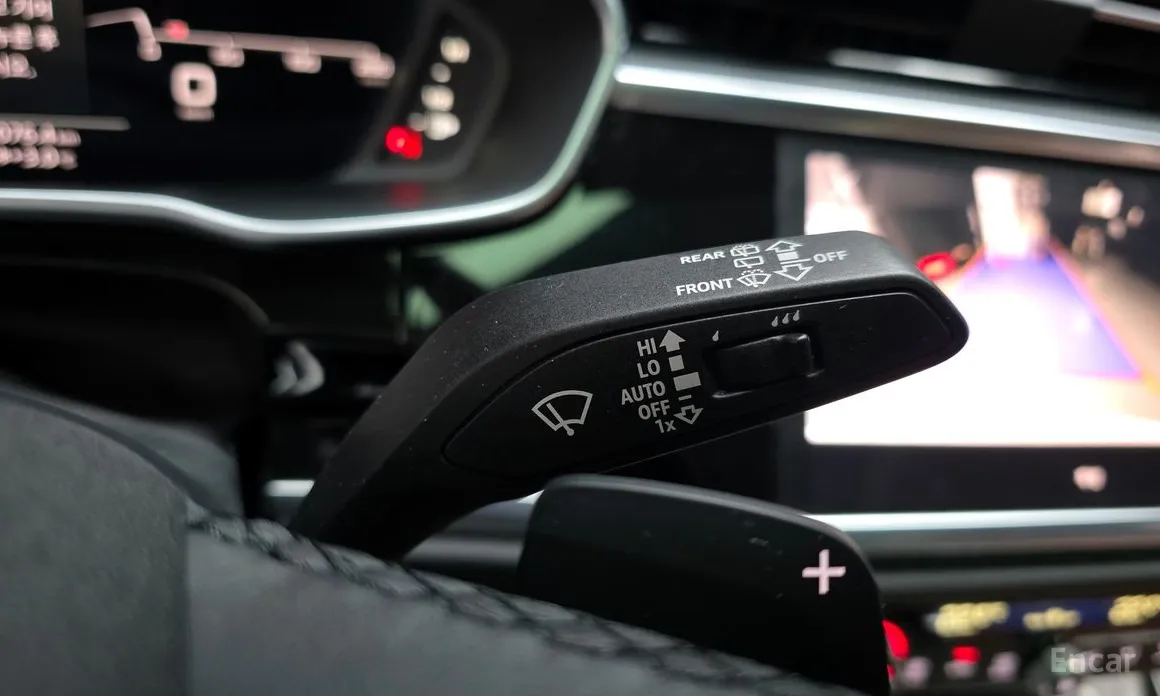 Фото 18 - Audi Q3