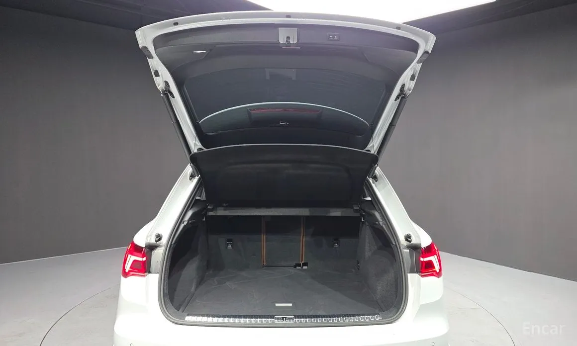 Фото 20 - Audi Q3