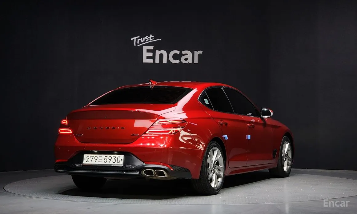 Photo 2 - Genesis G70