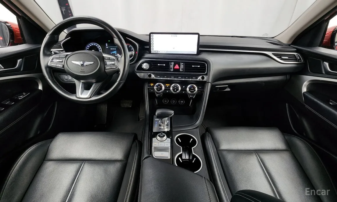 Photo 7 - Genesis G70