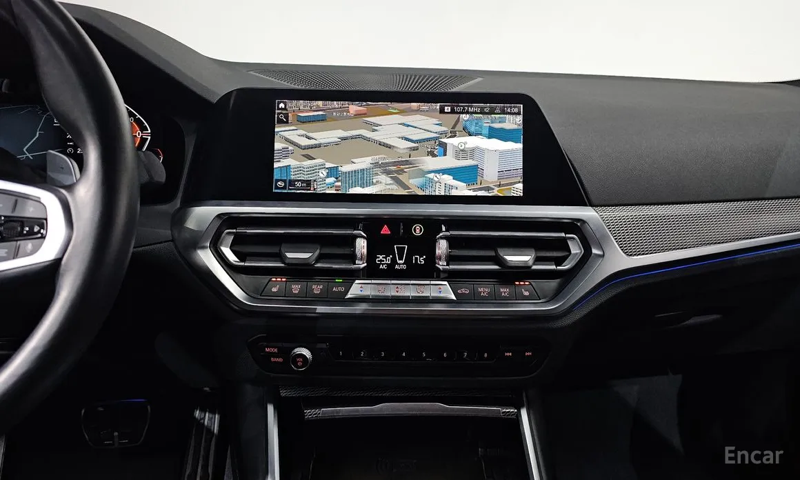 Photo 14 - BMW 3 Series