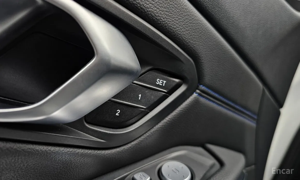 Photo 20 - BMW 3 Series