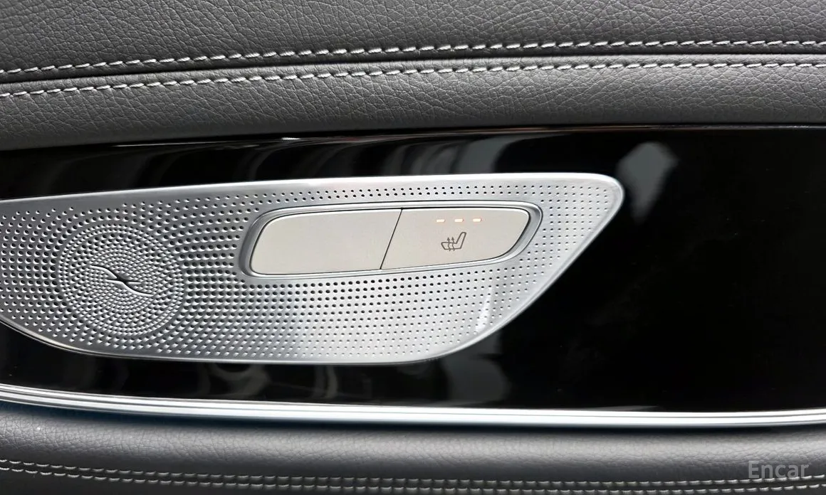 Фото 19 - Mercedes-Benz AMG GT