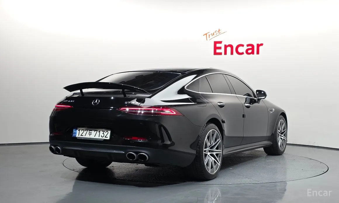Фото 2 - Mercedes-Benz AMG GT