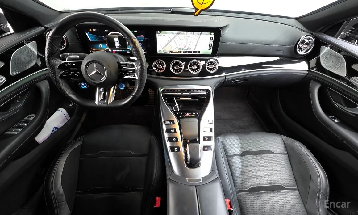 Фото 7 - Mercedes-Benz AMG GT