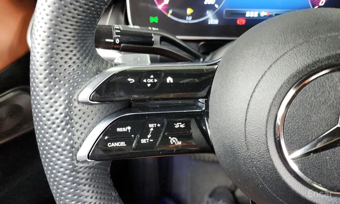 Фото 17 - Mercedes-Benz GLC-Class