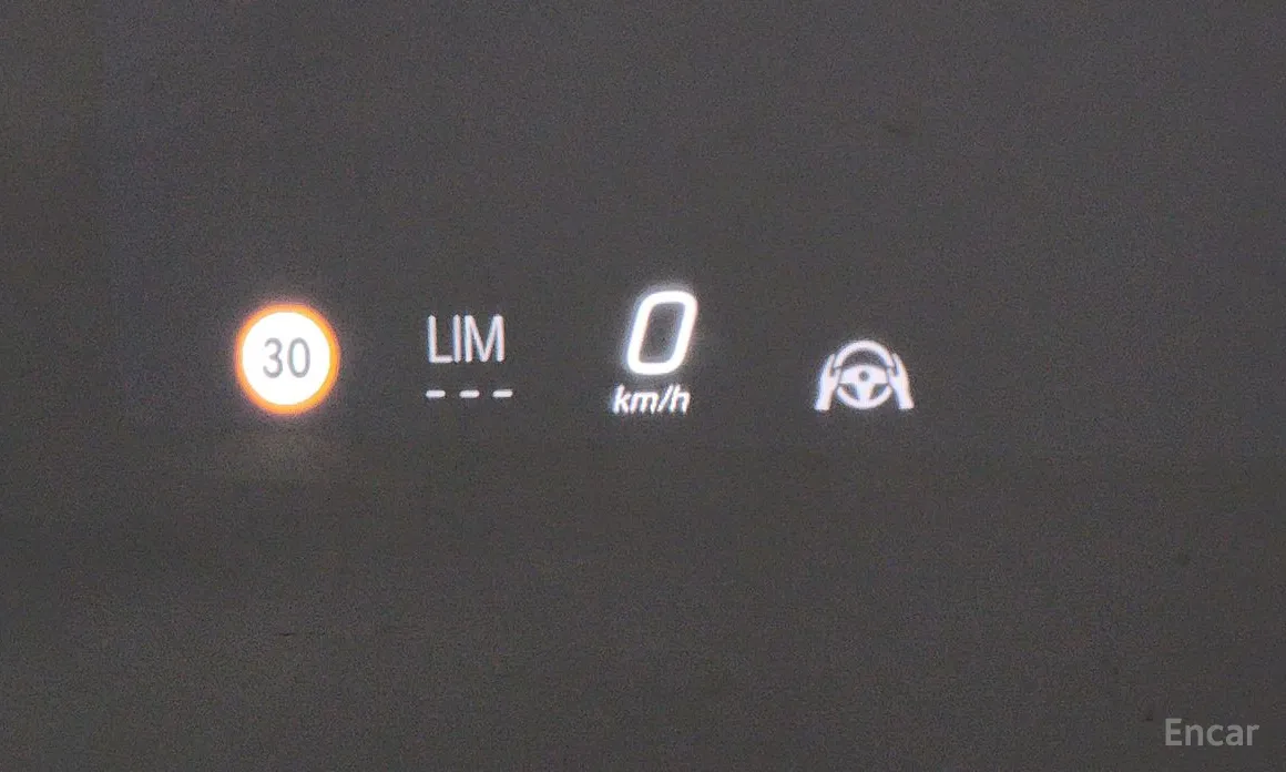 Фото 18 - Mercedes-Benz GLC-Class