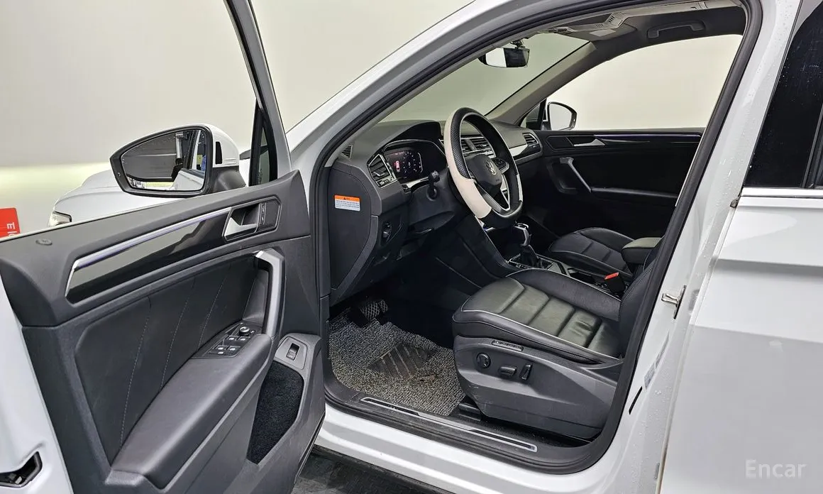 Фото 10 - Volkswagen Tiguan