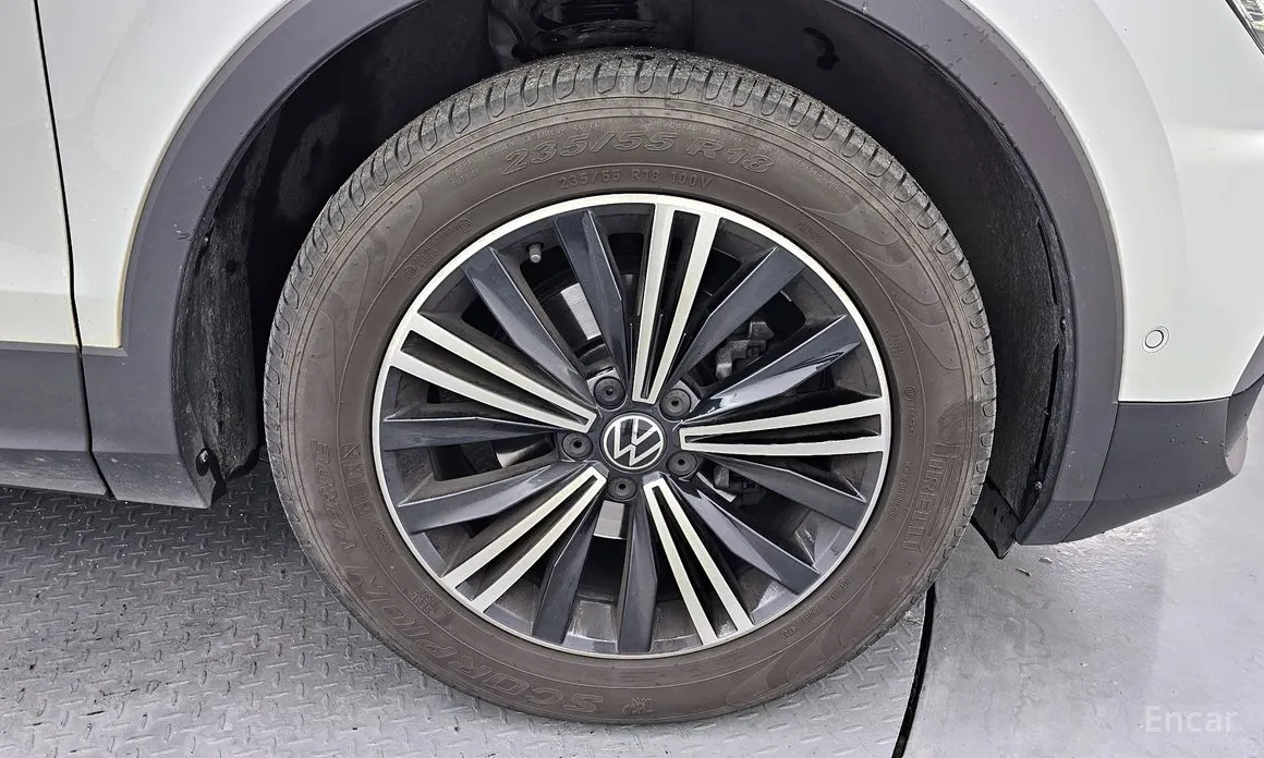 Фото 5 - Volkswagen Tiguan