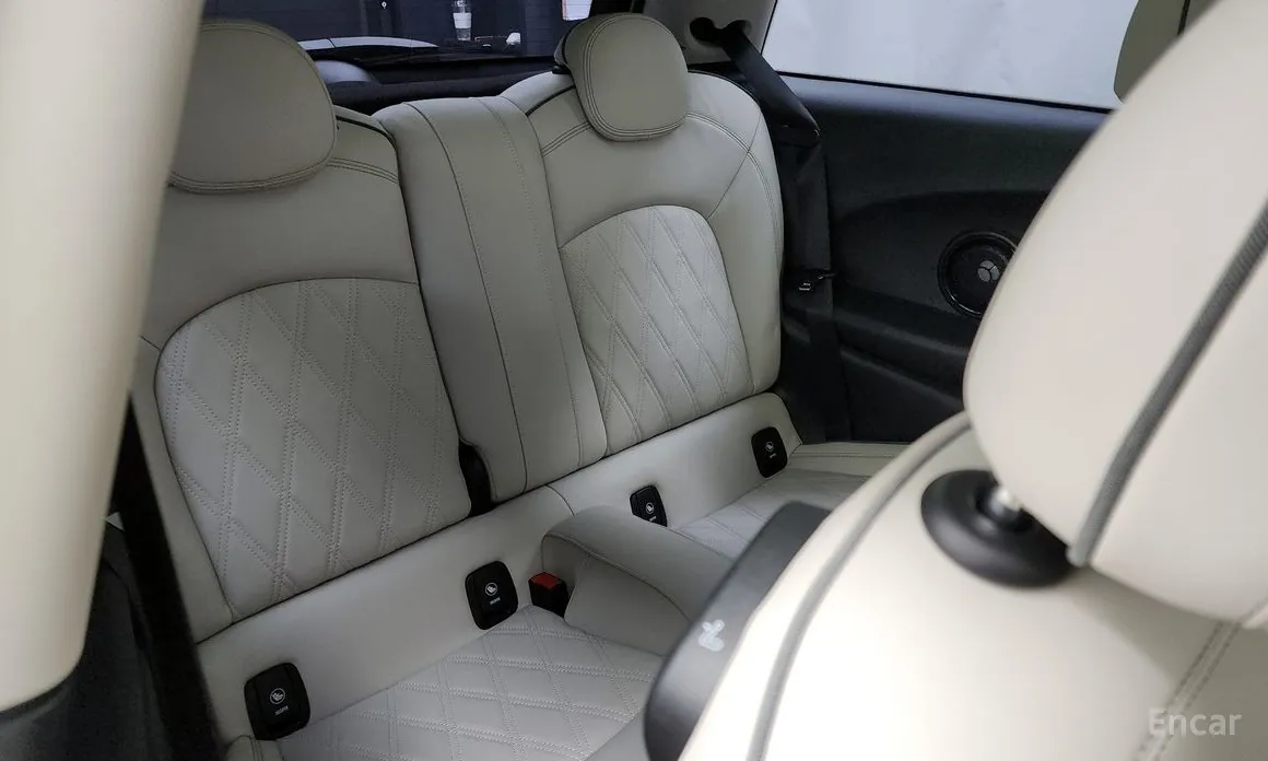 Фото 12 - Mini Cooper