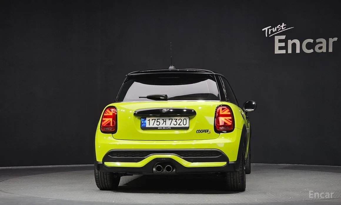 Фото 4 - Mini Cooper