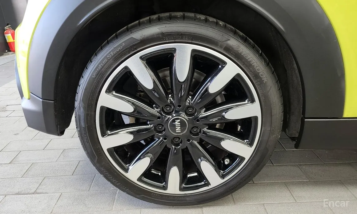 Фото 5 - Mini Cooper