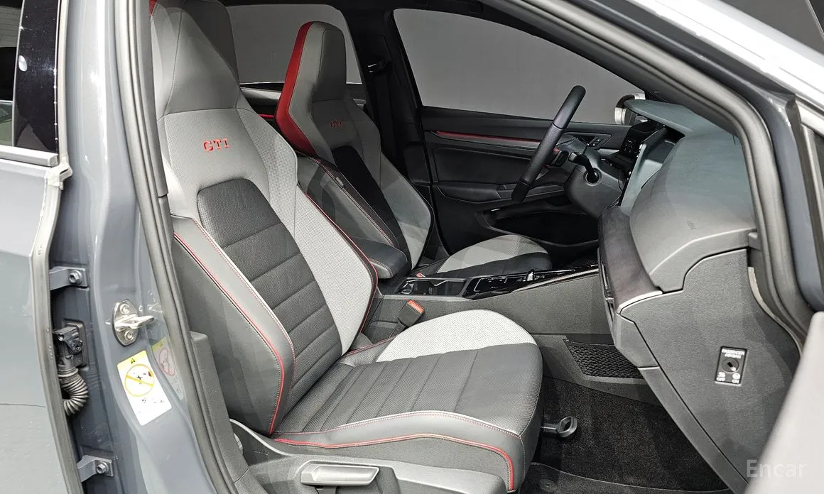 Фото 10 - Volkswagen Golf