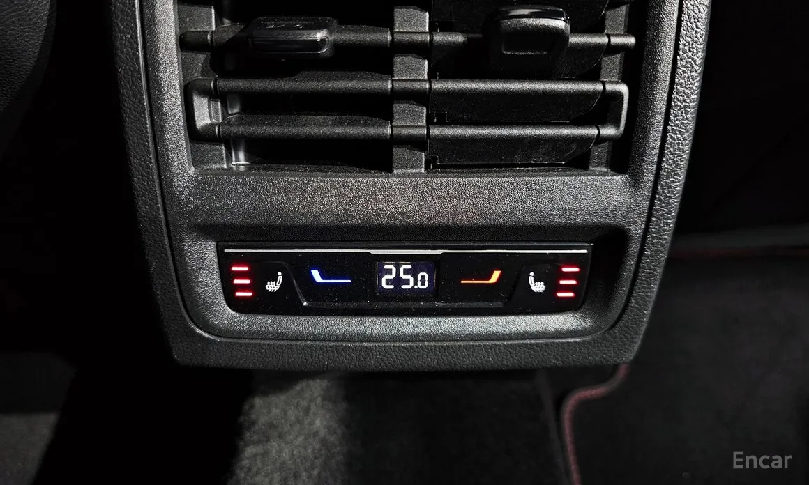 Фото 19 - Volkswagen Golf