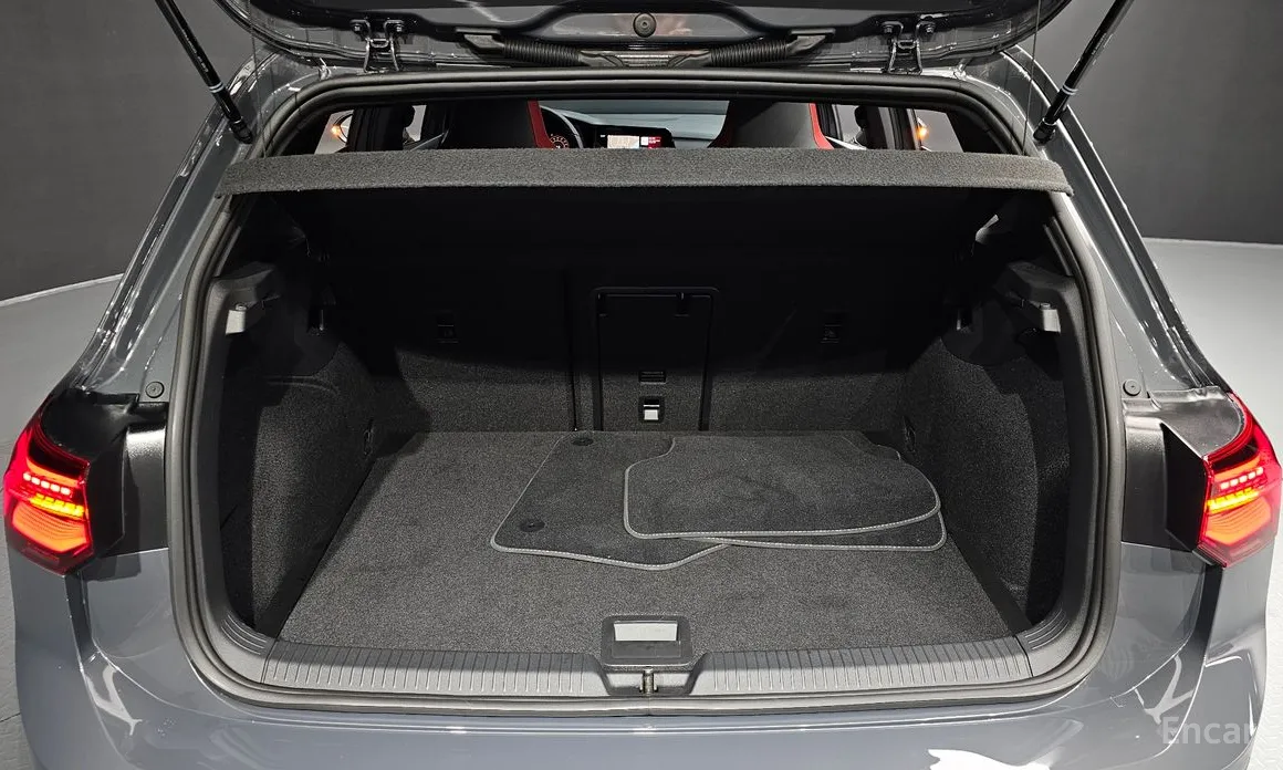 Фото 20 - Volkswagen Golf