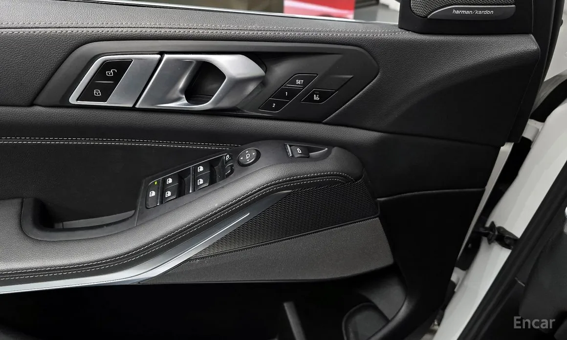 Фото 17 - BMW X5