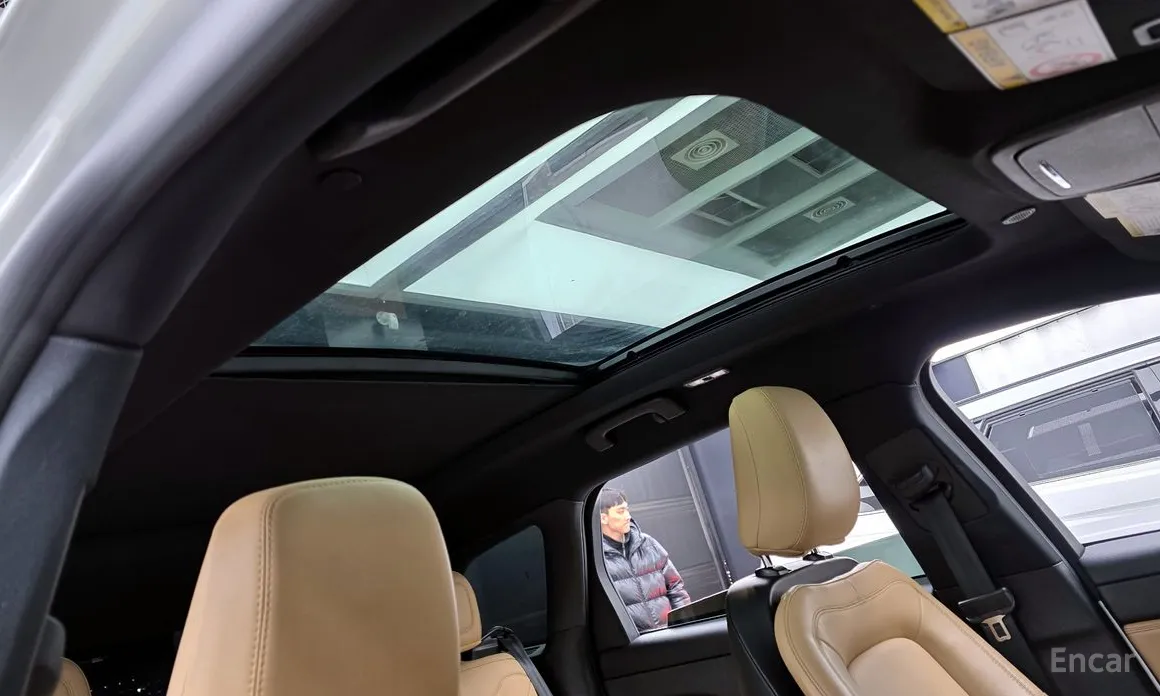 Фото 17 - Lincoln Corsair