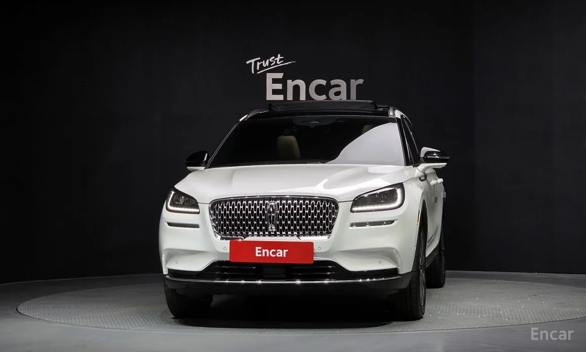 Фото 3 - Lincoln Corsair