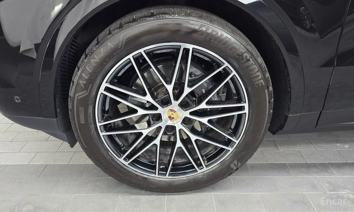 Фото 5 - Porsche Cayenne