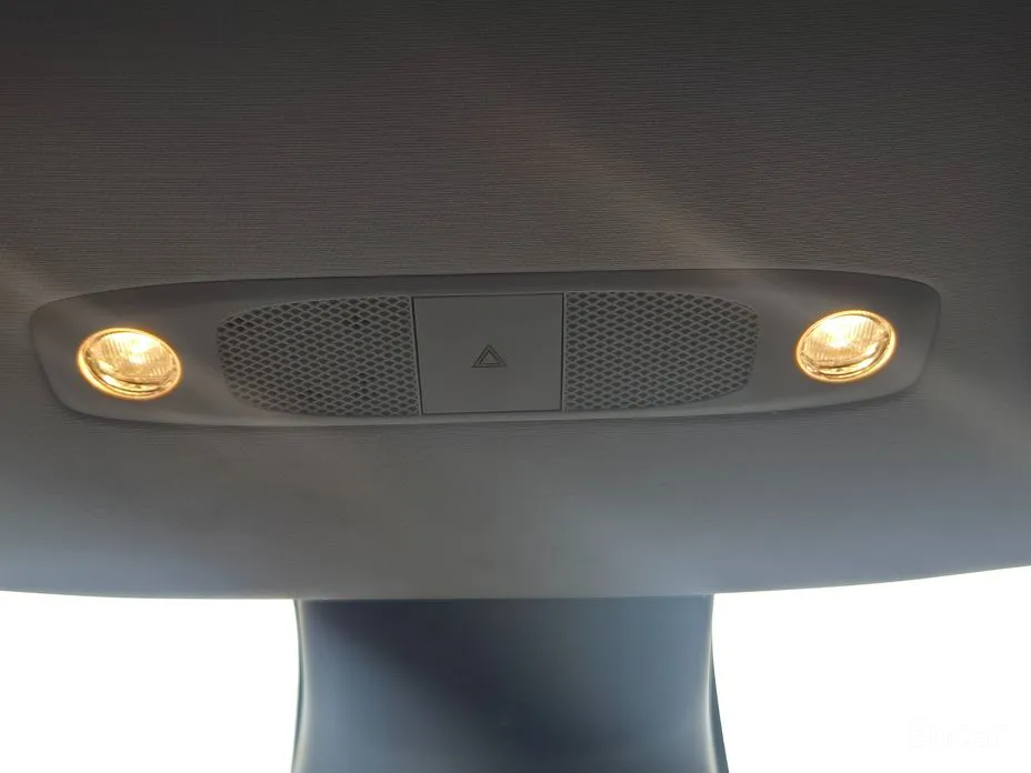 Фото 20 - Tesla Model Y