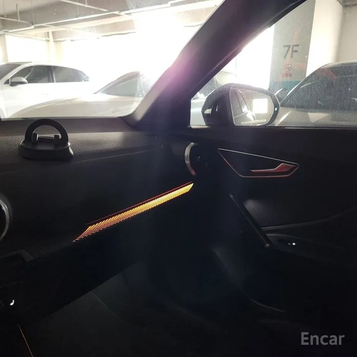 Фото 12 - Audi Q2