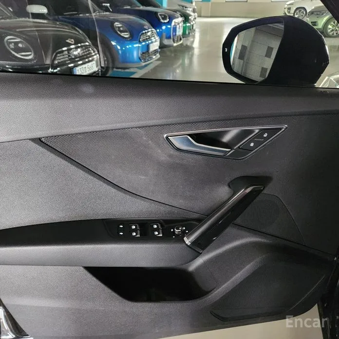 Фото 14 - Audi Q2