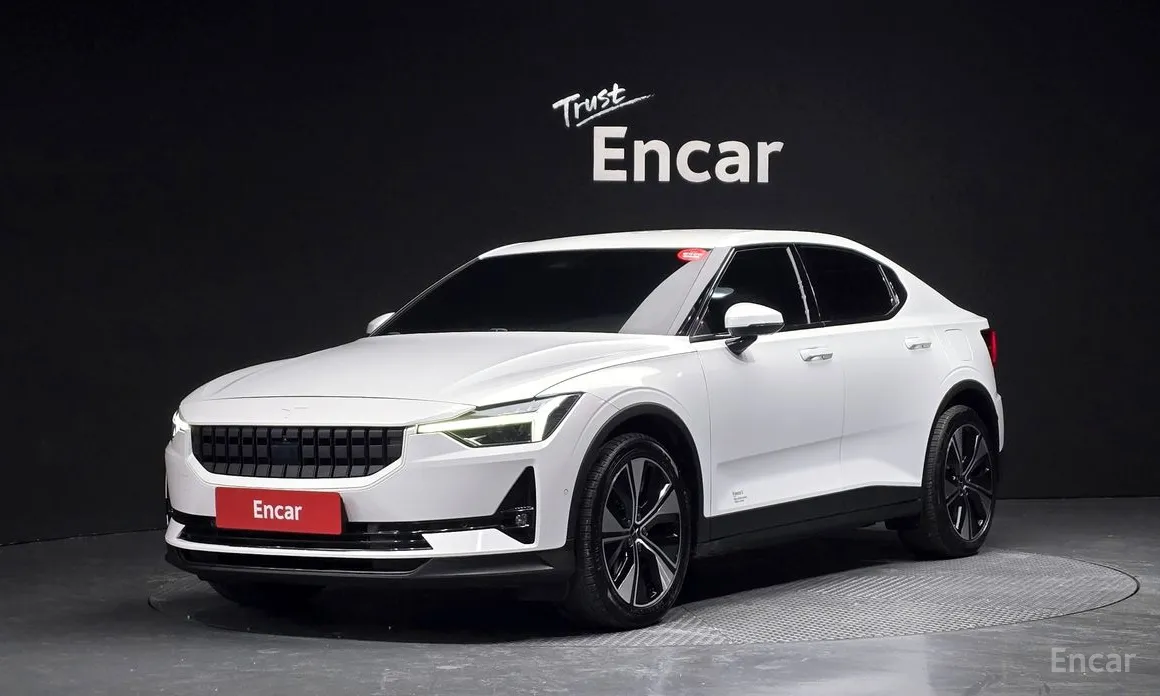 Фото 1 - Polestar 2