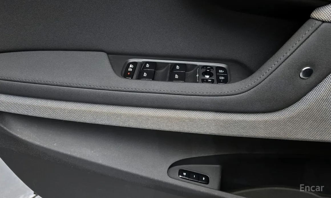 Фото 17 - Polestar 2