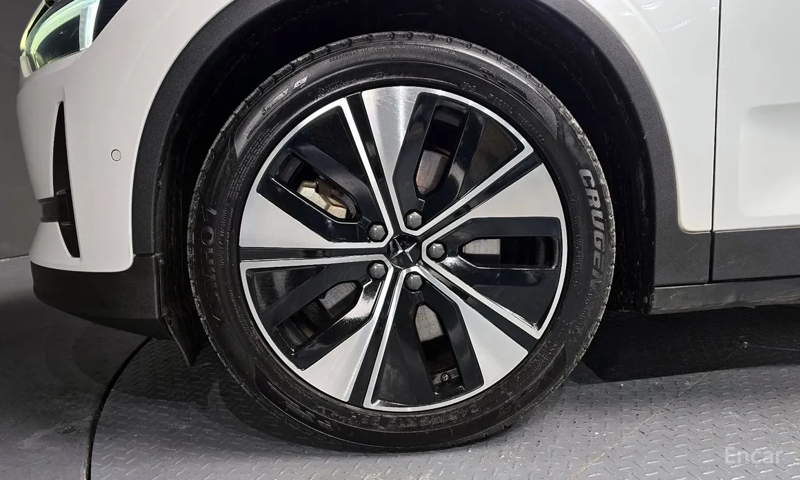 Фото 5 - Polestar 2