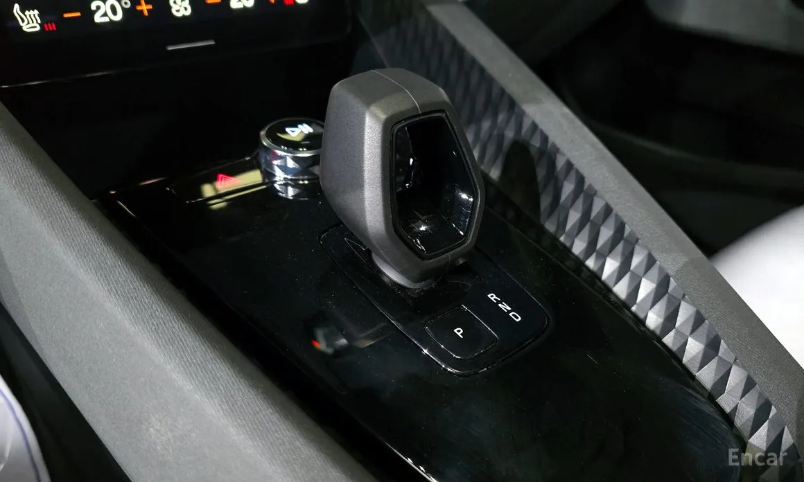 Фото 9 - Polestar 2