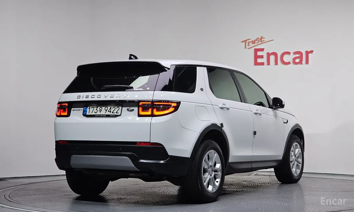 Фото 2 - Land Rover Discovery Sport