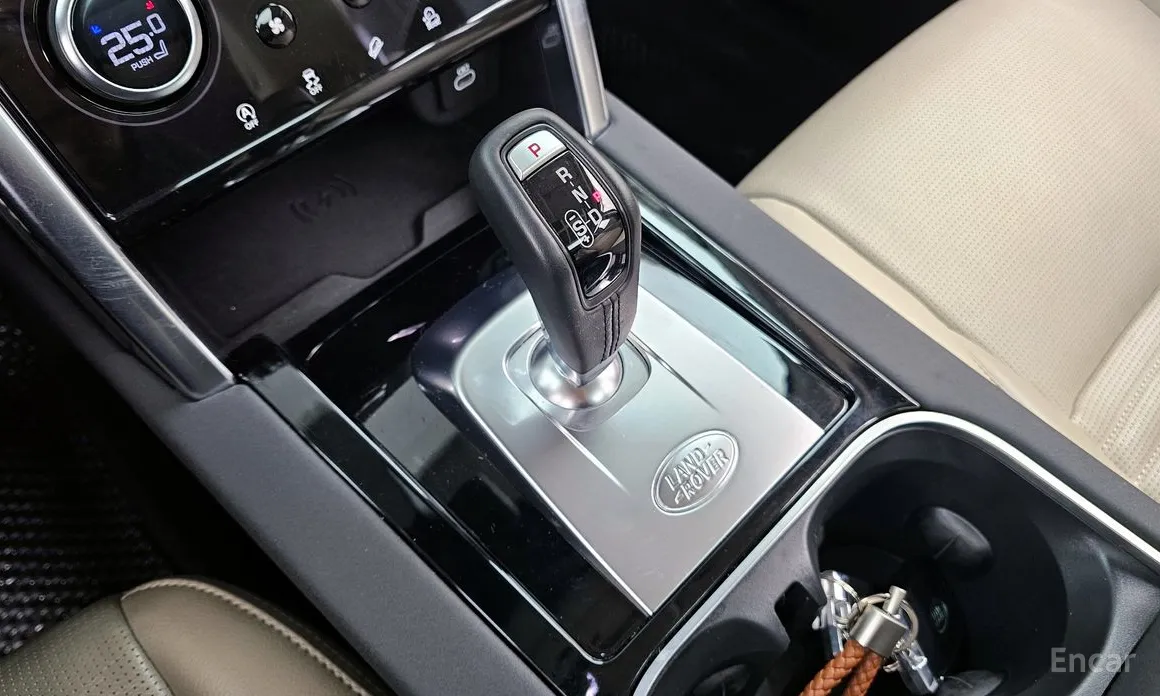 Фото 9 - Land Rover Discovery Sport