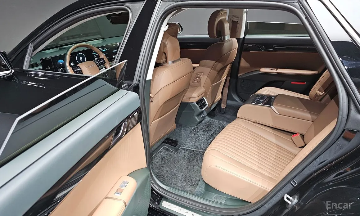 Фото 11 - Hyundai Grandeur