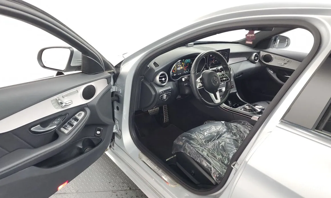 Фото 10 - Mercedes-Benz C-Class