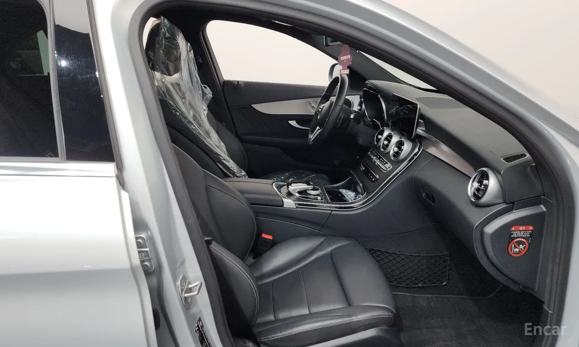 Фото 11 - Mercedes-Benz C-Class