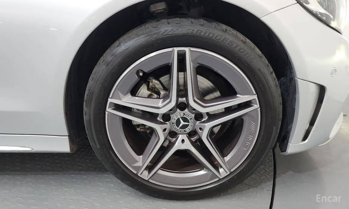 Фото 5 - Mercedes-Benz C-Class