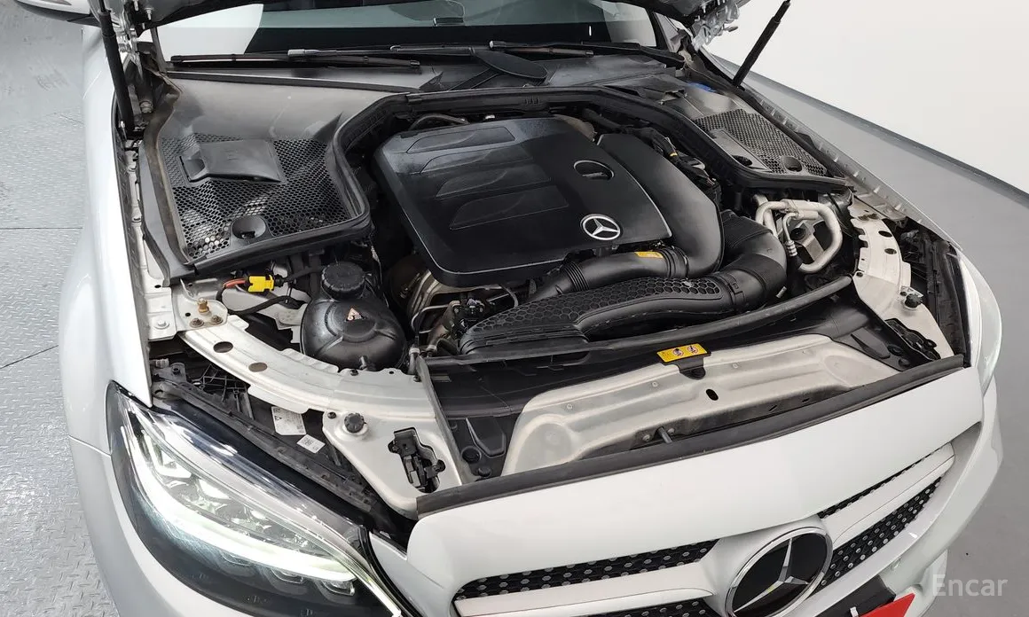 Фото 6 - Mercedes-Benz C-Class