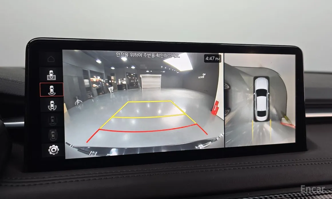 Фото 16 - Genesis G70