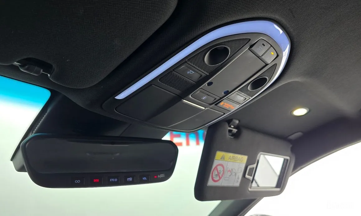 Фото 20 - Genesis G70